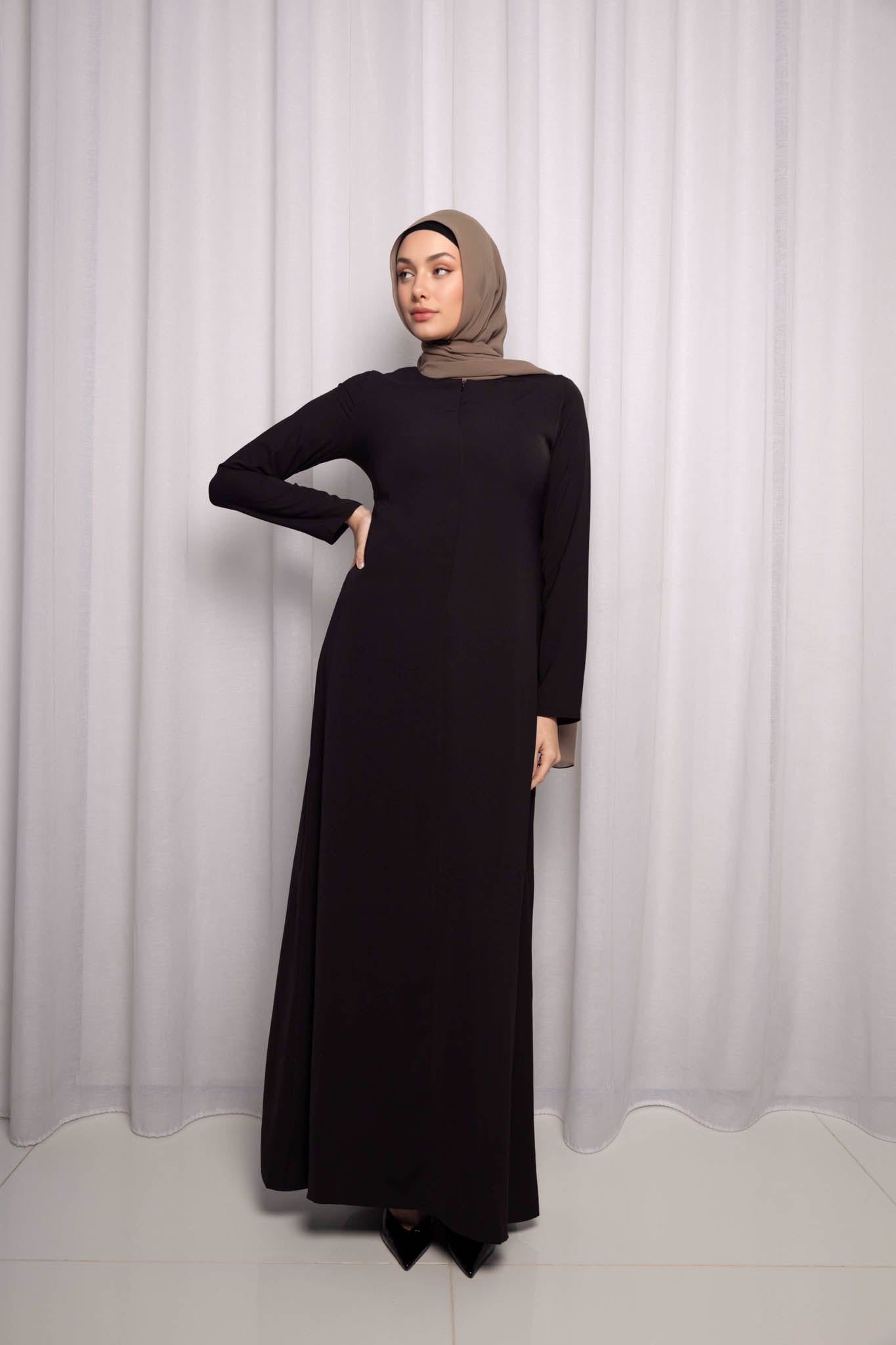 Plain Zippered Front A line Abaya