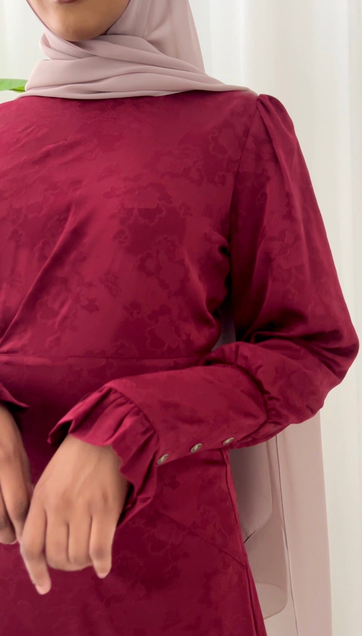 Soraya Paisley Wide Cuff Dress