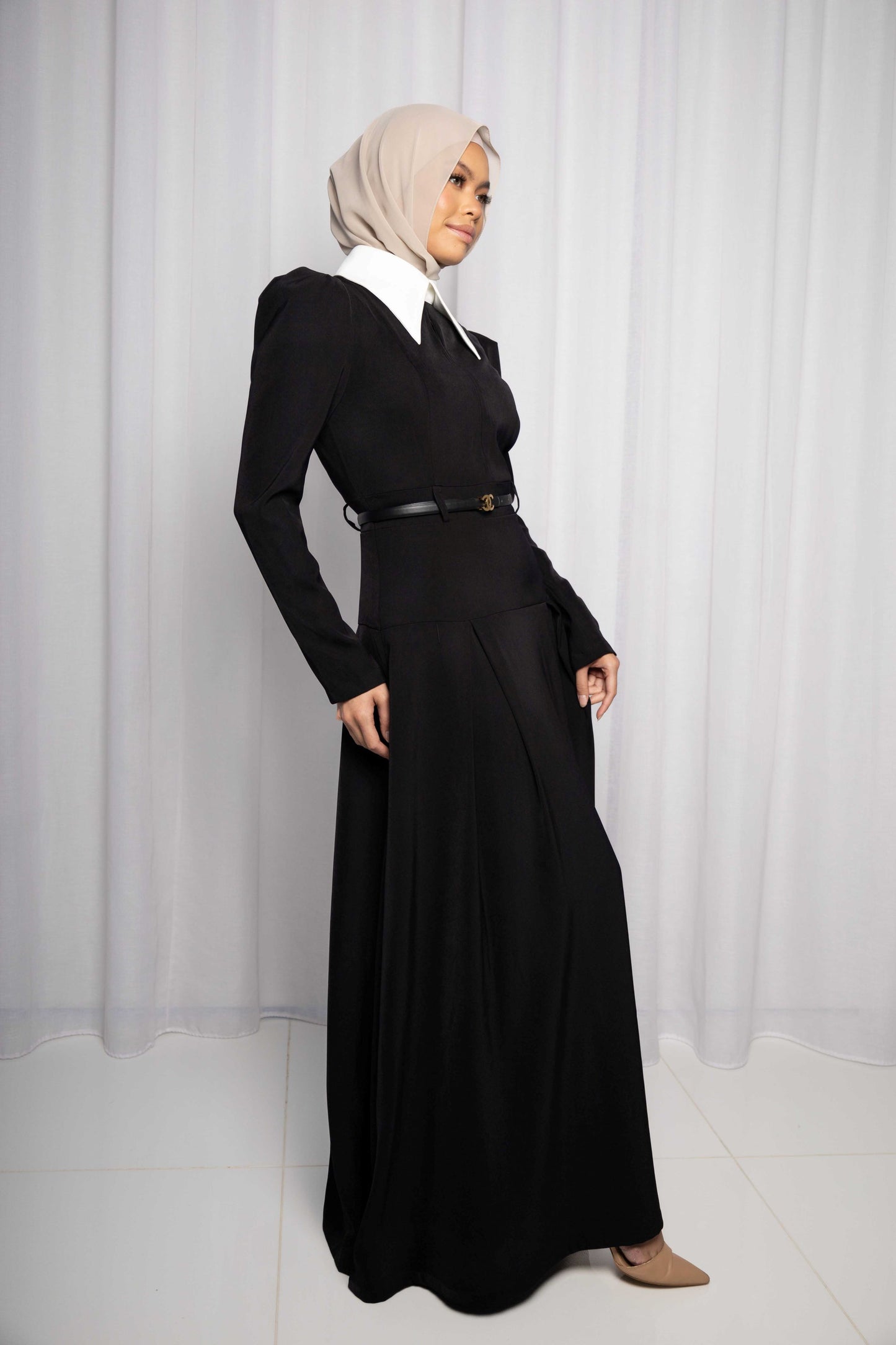 Tahani Collared Black Dress