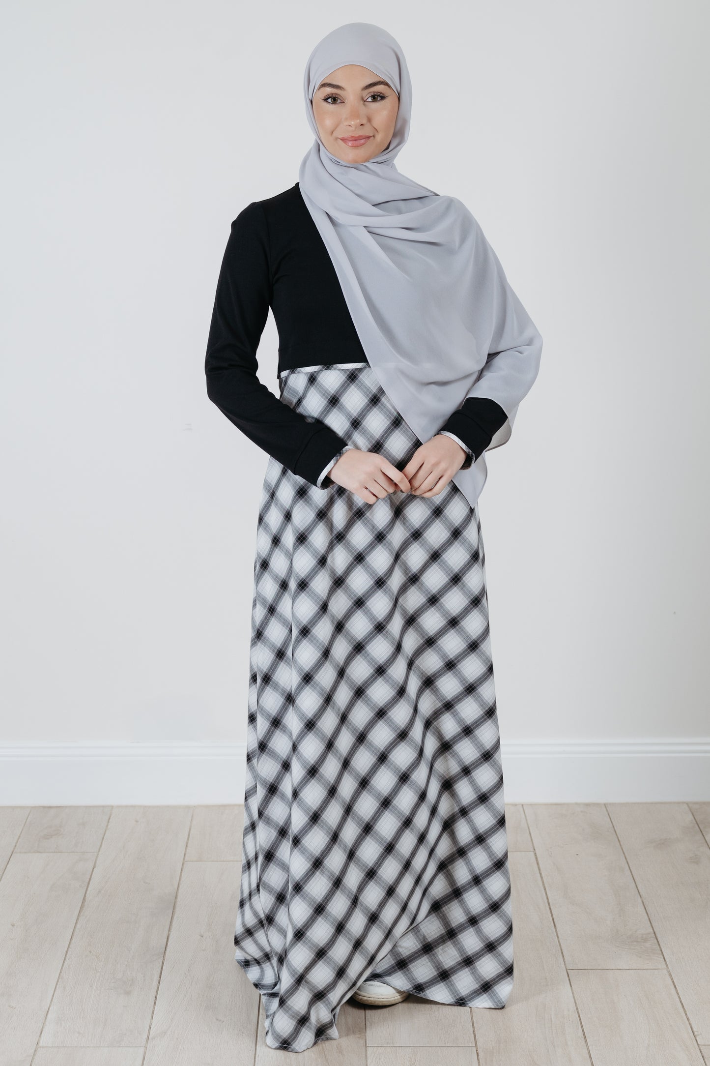 Tala checked A line (W30)