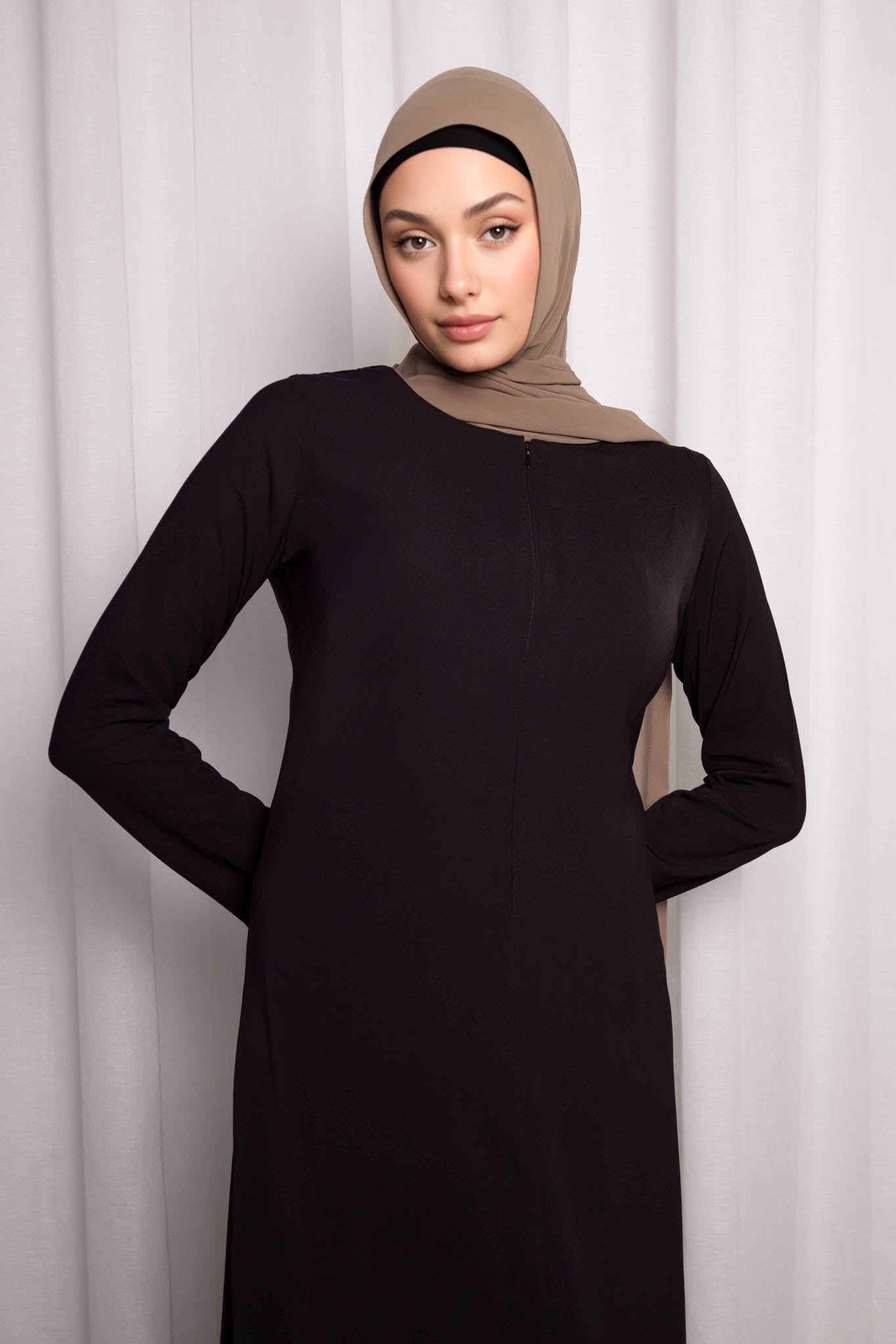 Plain Zippered Front A line Abaya