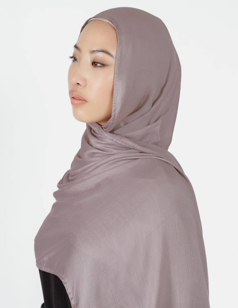 Herringbone Bamboo Hijab in Pearl Blush