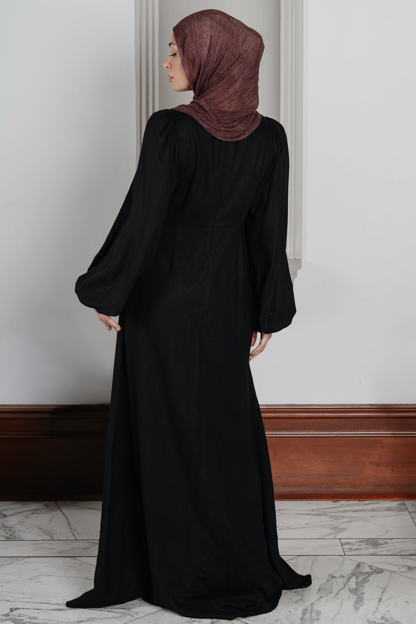 Daria Full Sleeved  in Light Linen (W31)