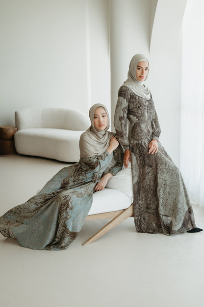 Taalia Patterned light flow Abaya (C102)