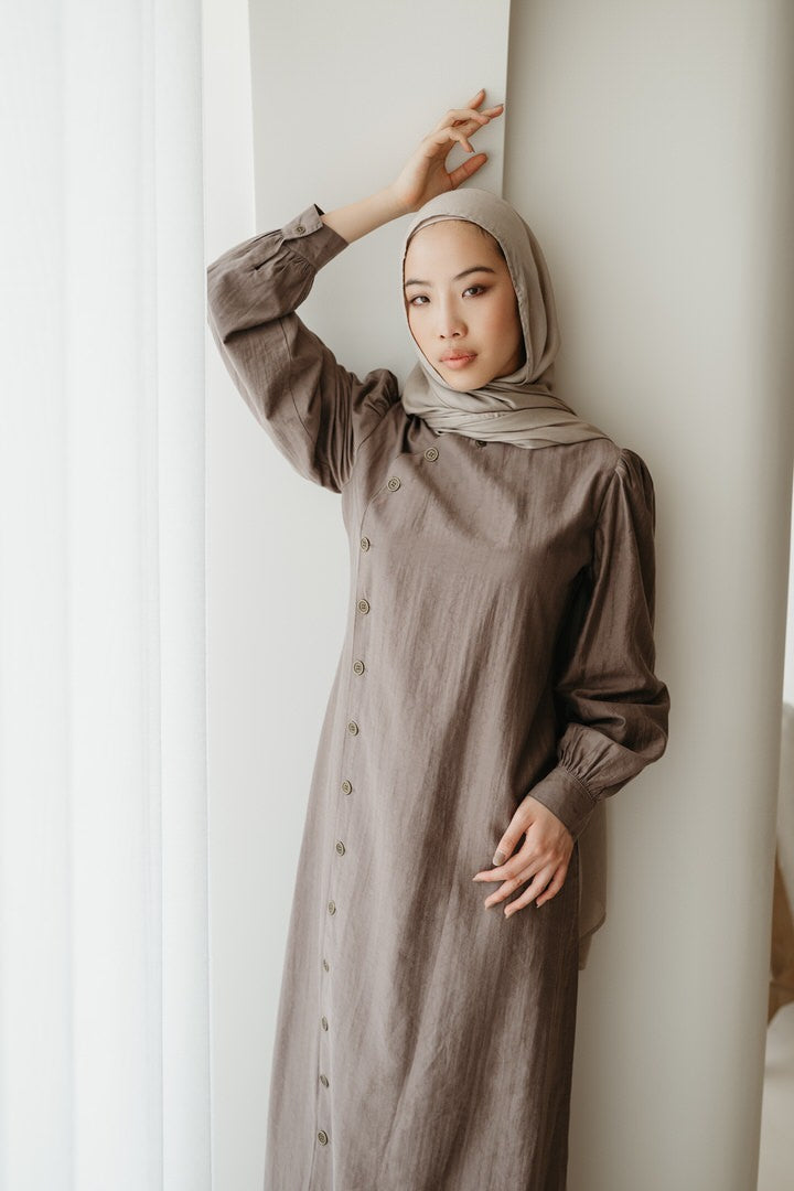 Najla Side Buttons Straight Style (C249)