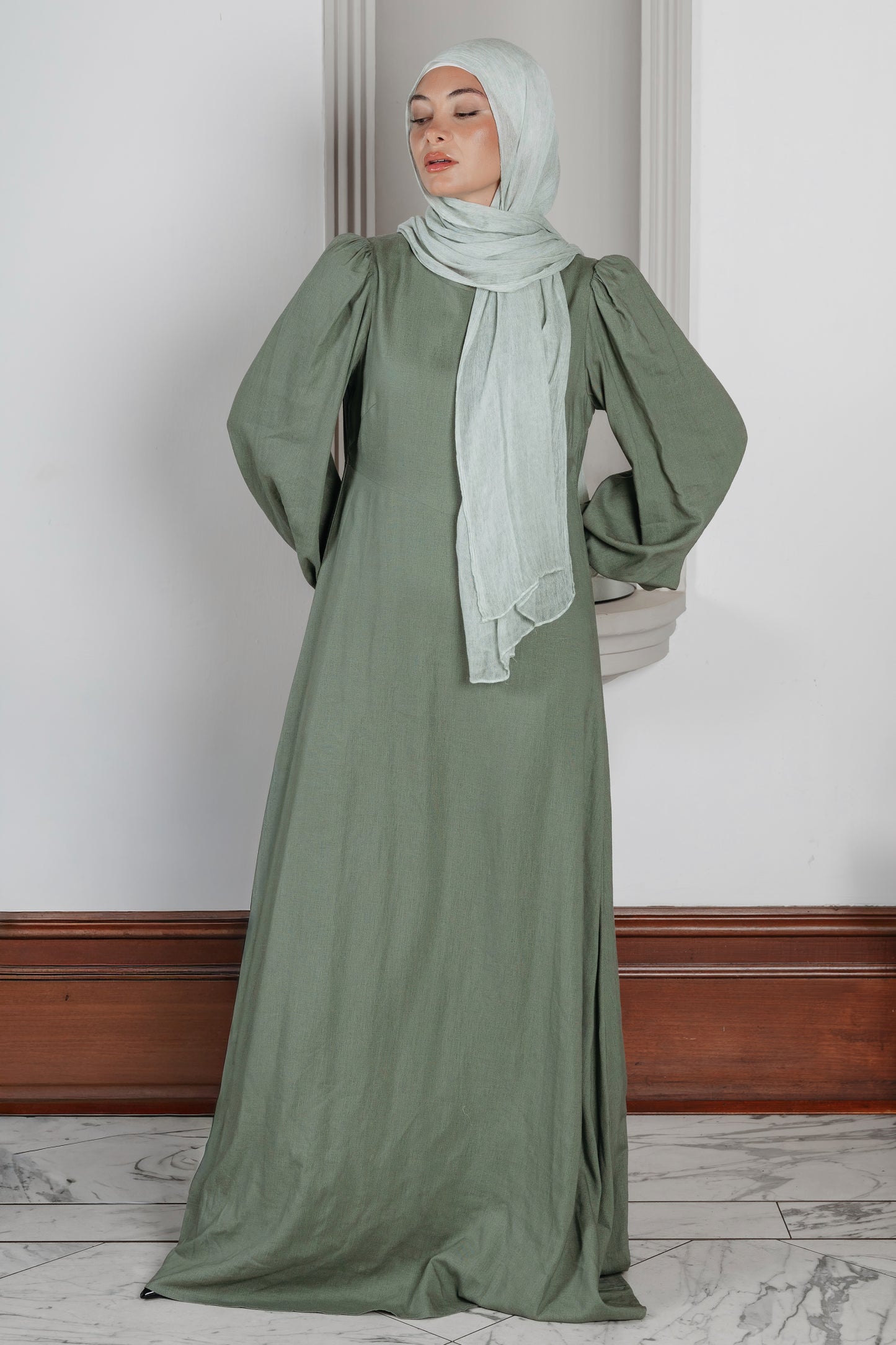 Daria Full Sleeved  in Light Linen (W31)