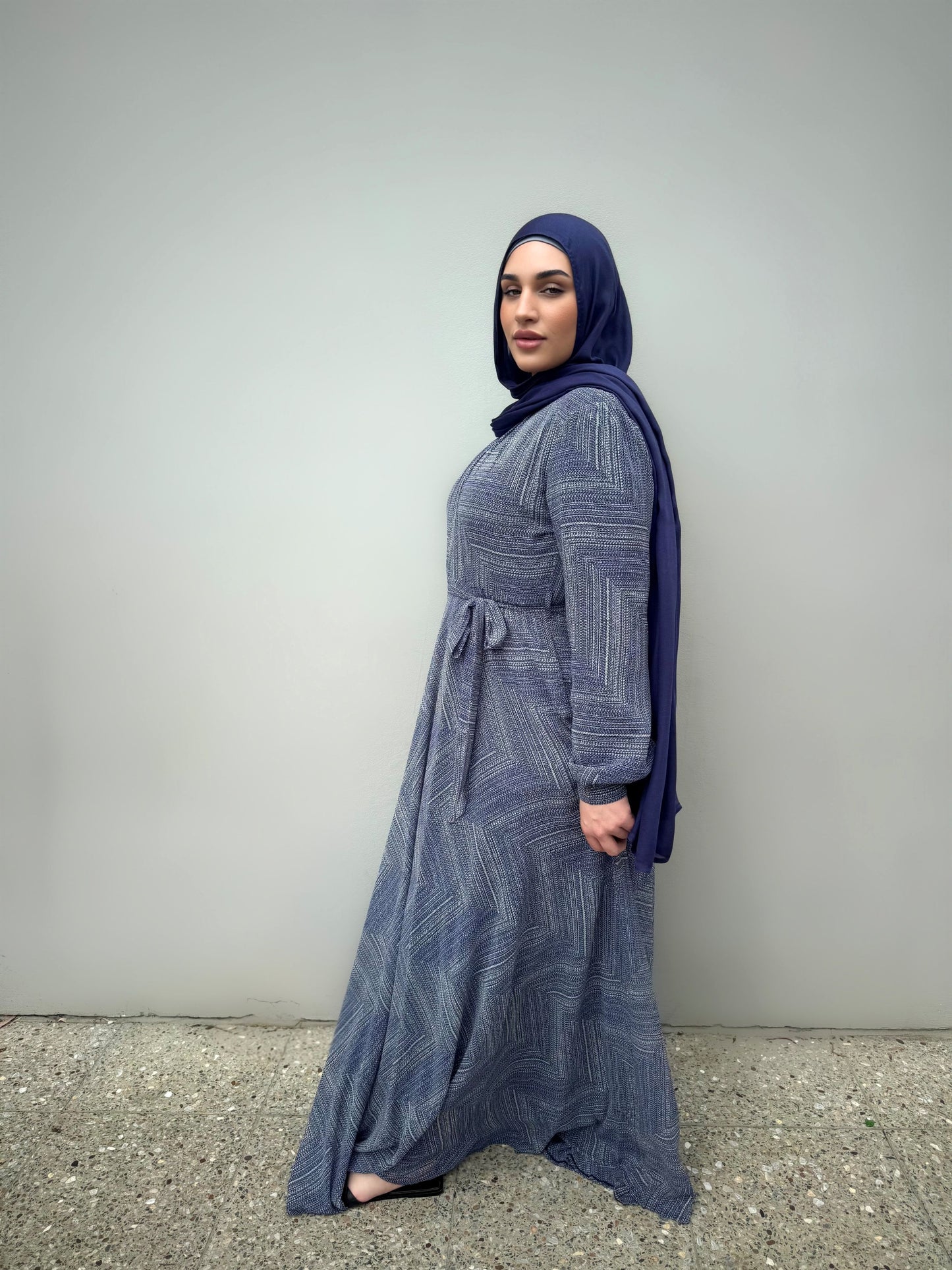 Aalia Floral Light Flow ( C243)