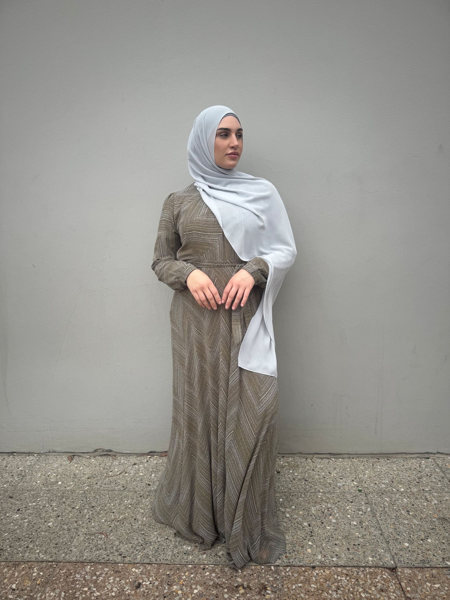 Aalia Floral Light Flow ( C243)